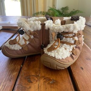 Ugg unisex toddler boots